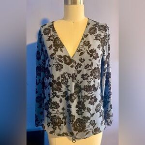 Floral V-Neck Women's Top - Black and Blue